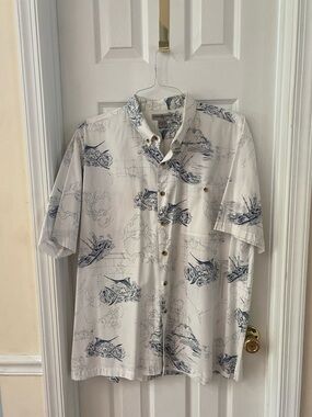 Men's White Short-Sleeve Button-Down Shirt with Navy Fish Print